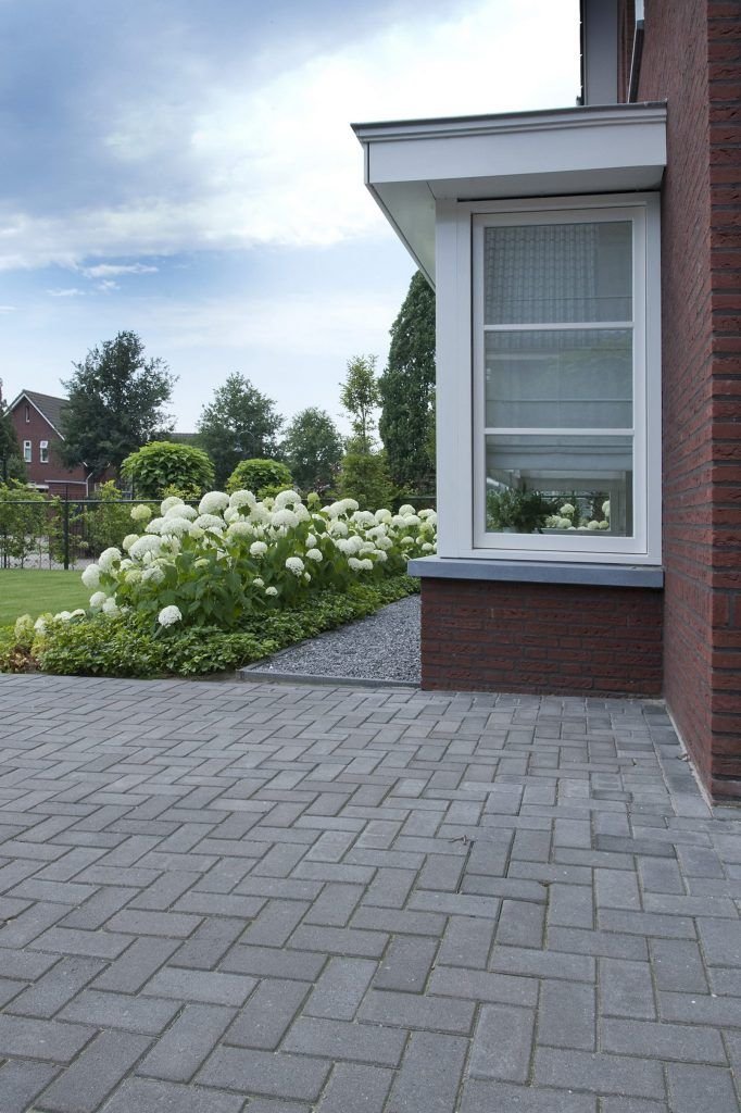 Local paving contractor for home